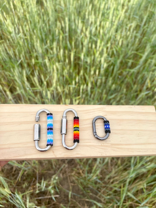 Beaded carabiners